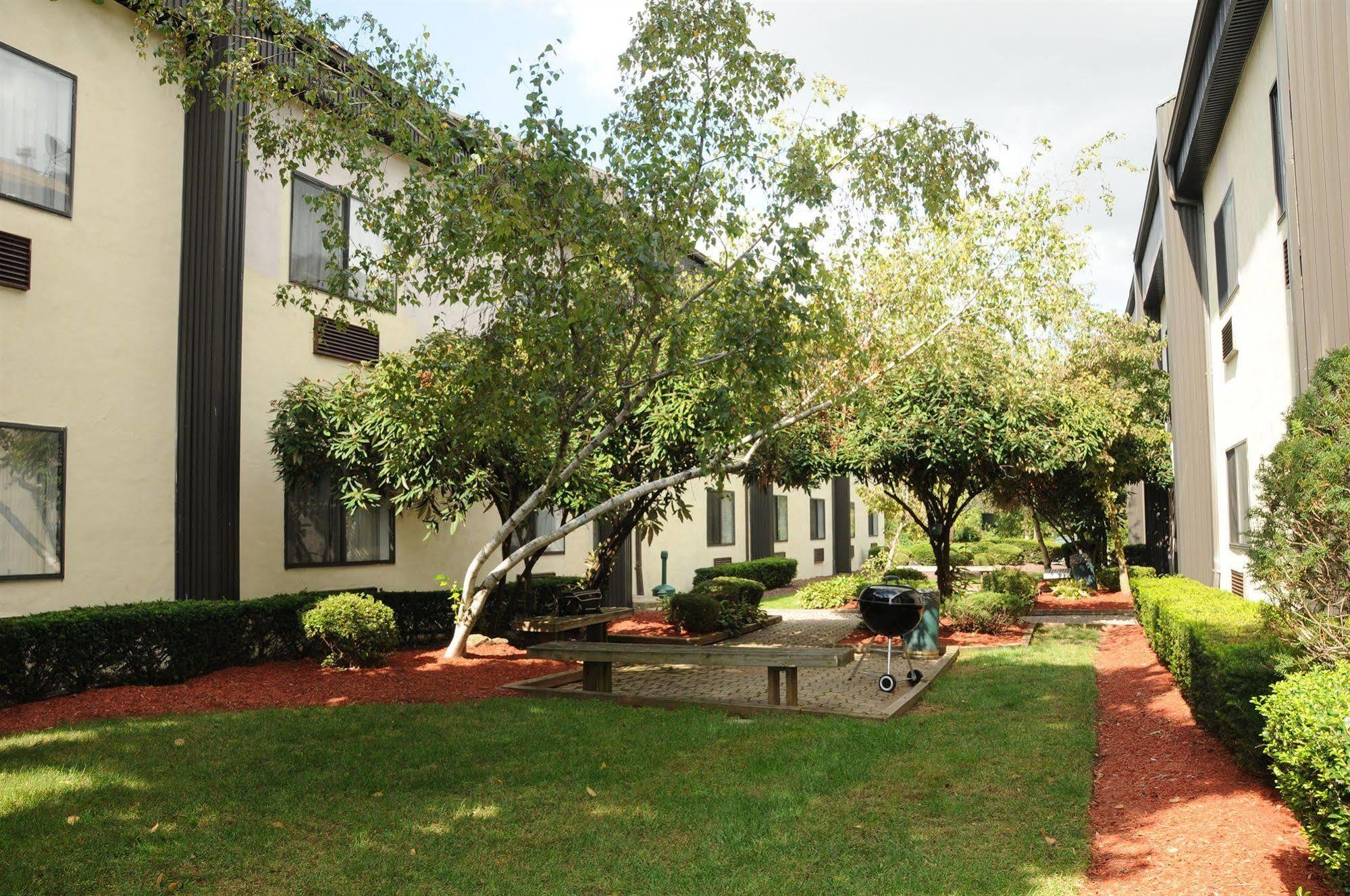 Somerset Lofts Exterior photo